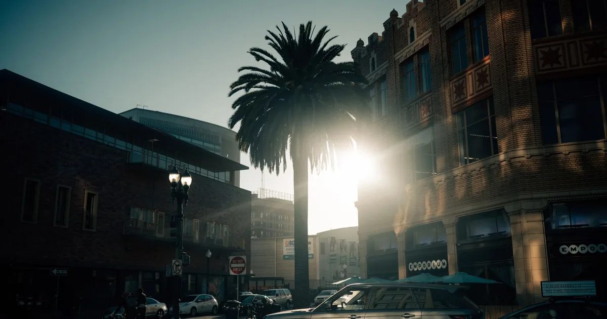 Street Parking Guide in Sherman Oaks, Florida — car parking spaces and facilities