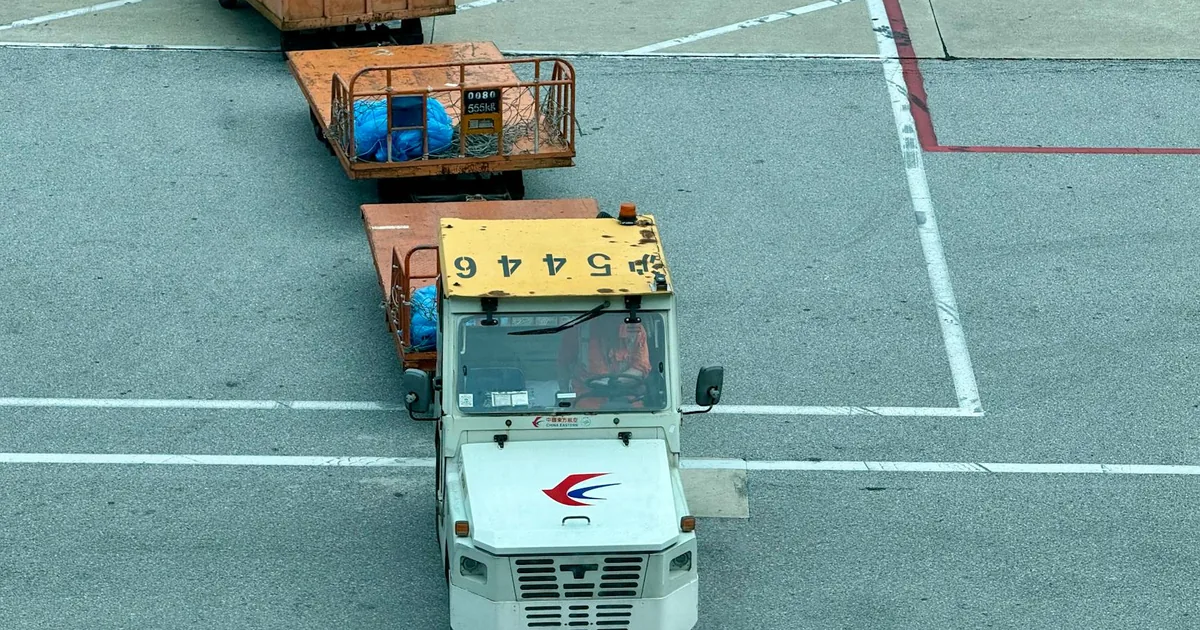 Towed Vehicle Guide in Airport, England — car parking spaces and facilities